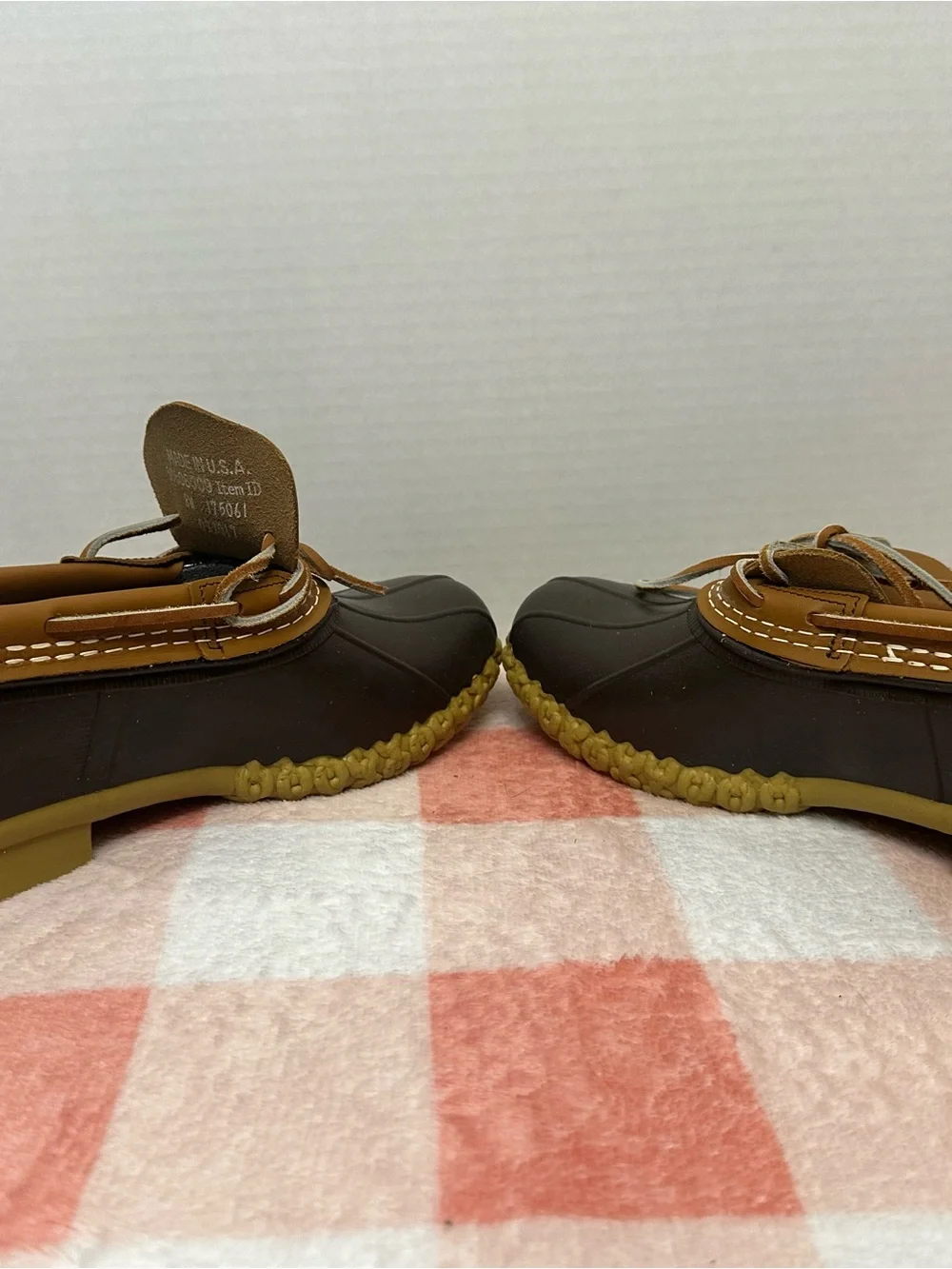 LL Beans women’s size 8 Brown Two-Tone Duck Rain Shoes